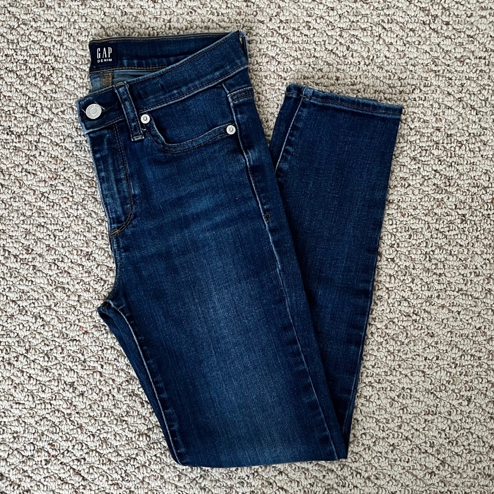 Gap 1969 True Skinny Ankle Jeans